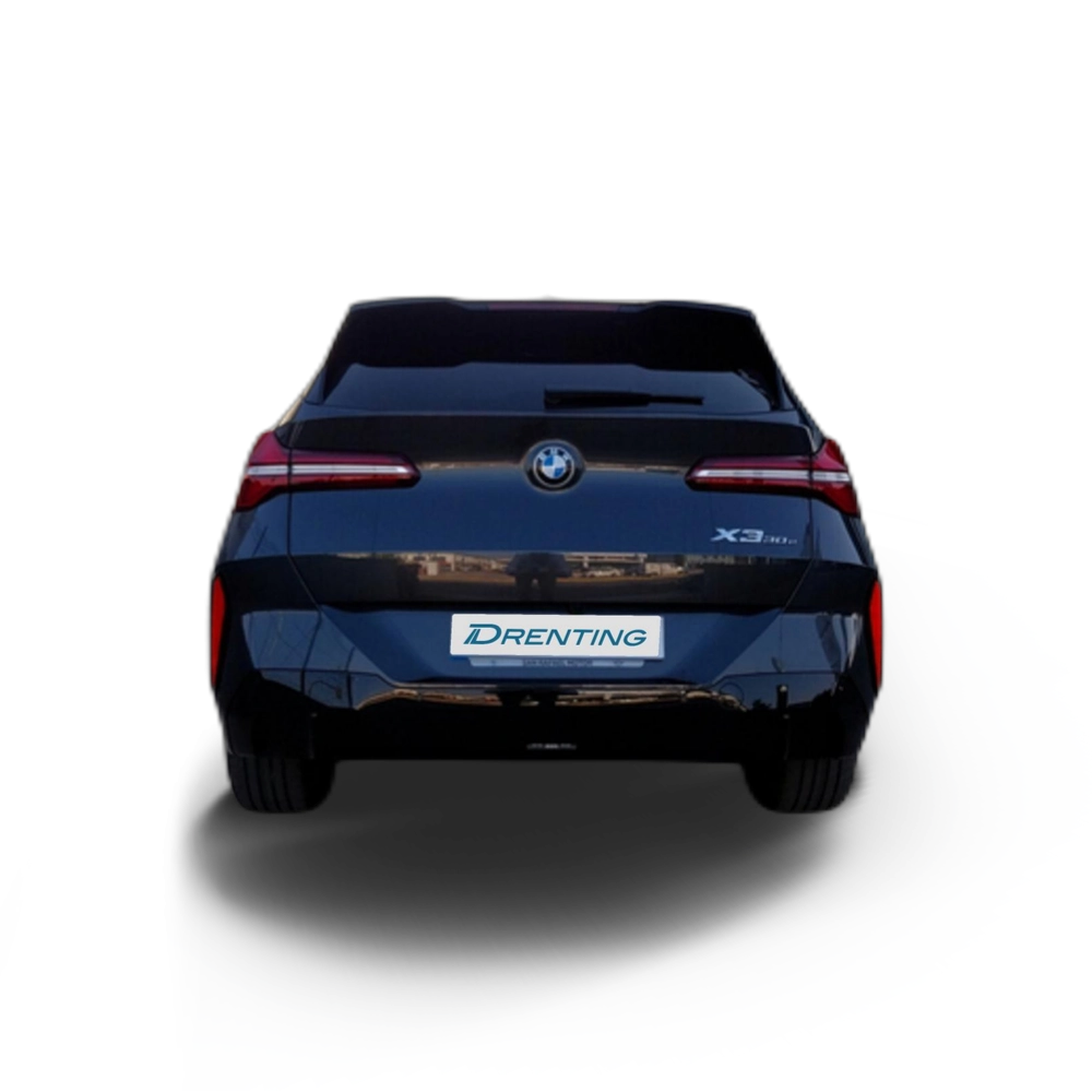 Renting BMW X3 xDrive30e 220 kW (299 CV) 4 7