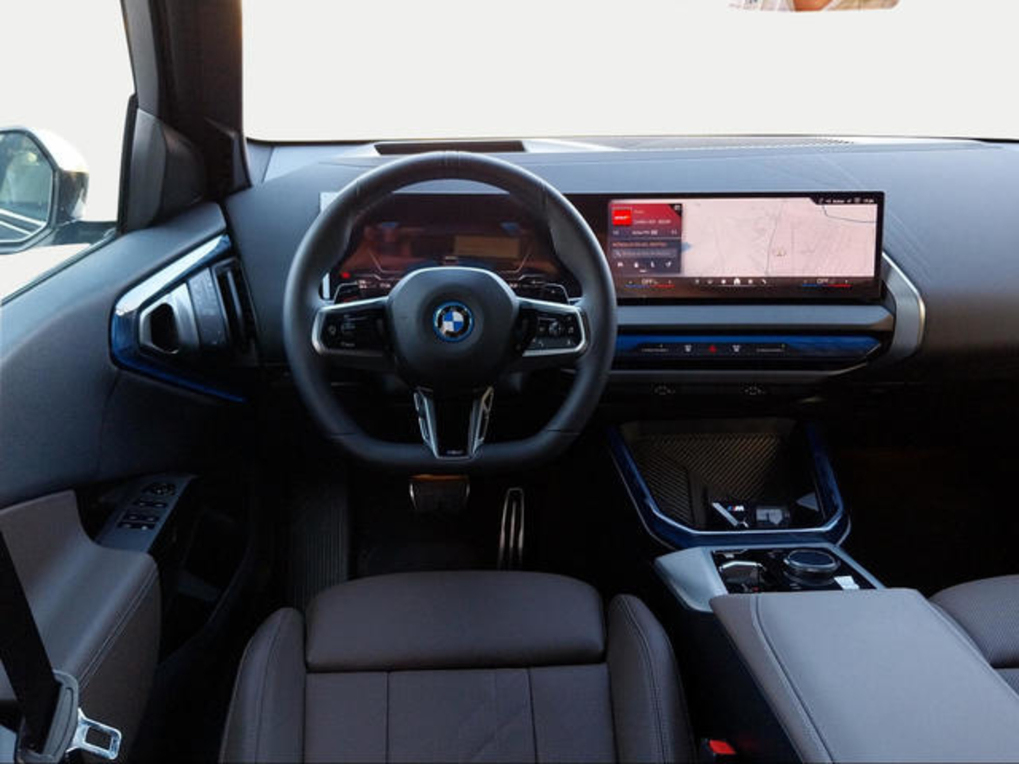 Renting BMW X3 xDrive30e 220 kW (299 CV) 4 7