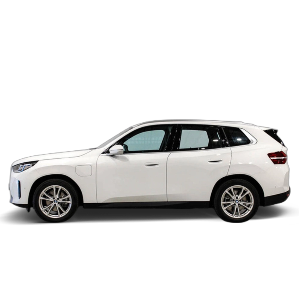 Renting BMW X3 xDrive30e 220 kW (299 CV) 4 8