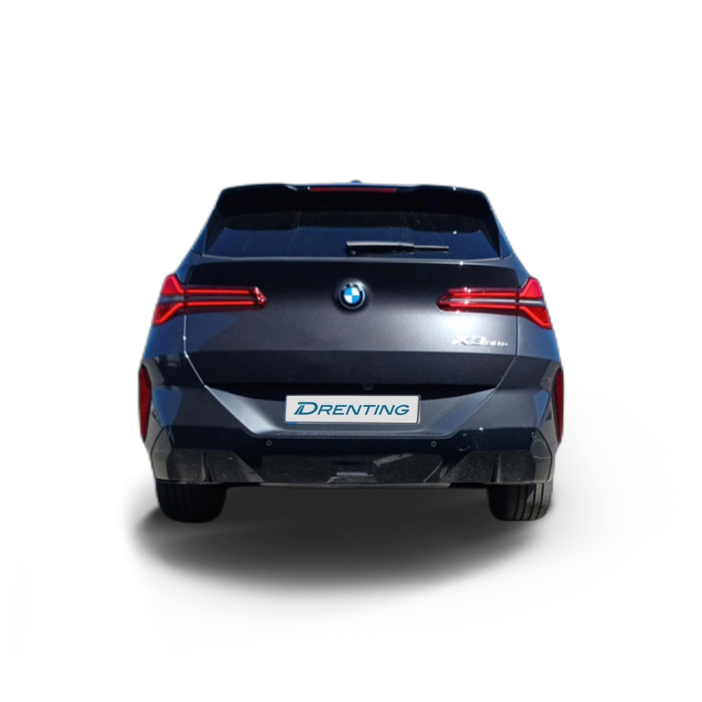 Renting BMW X3 xDrive30e 220 kW (299 CV) 4