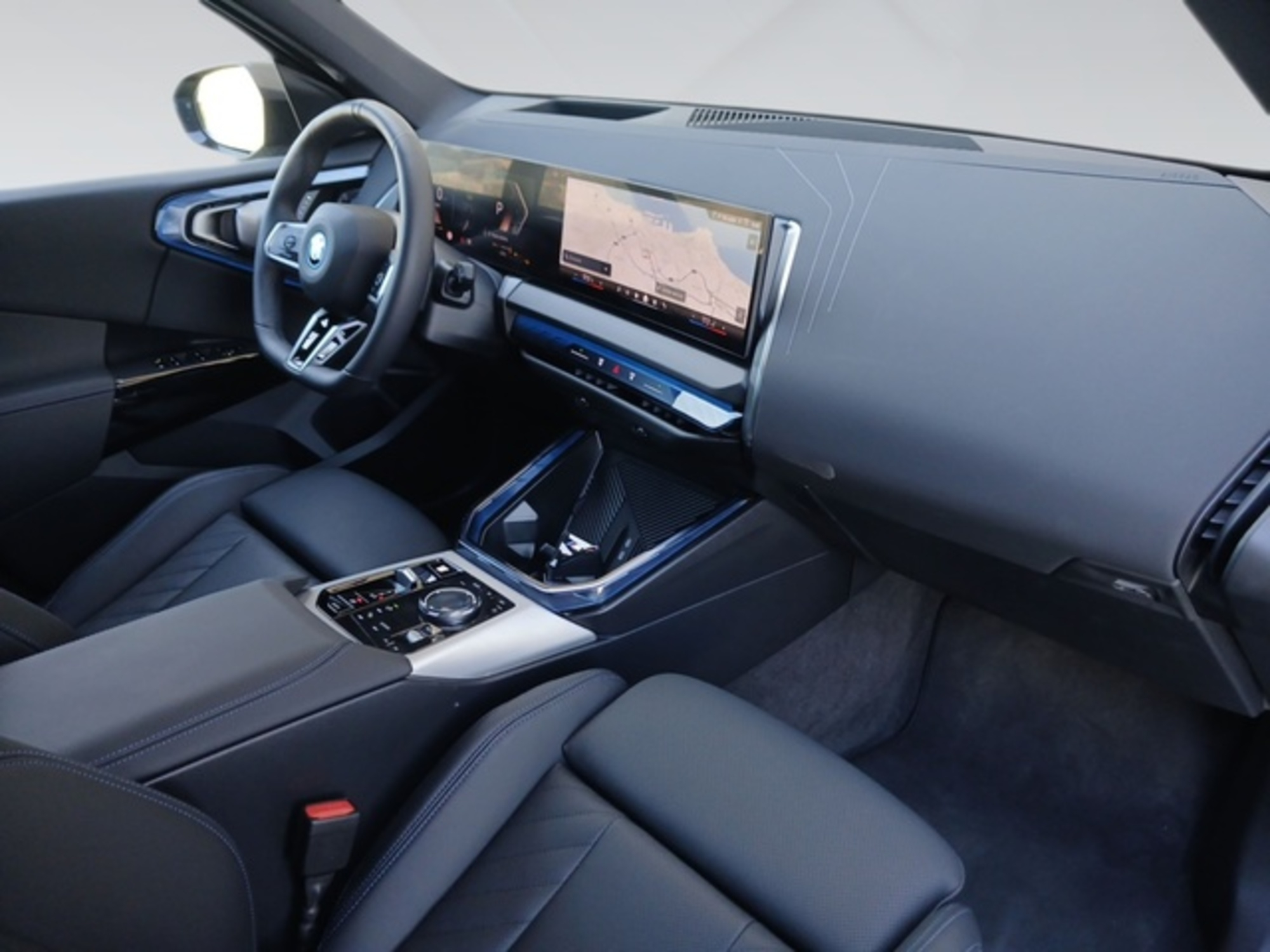 Renting BMW X3 xDrive30e 220 kW (299 CV) 4