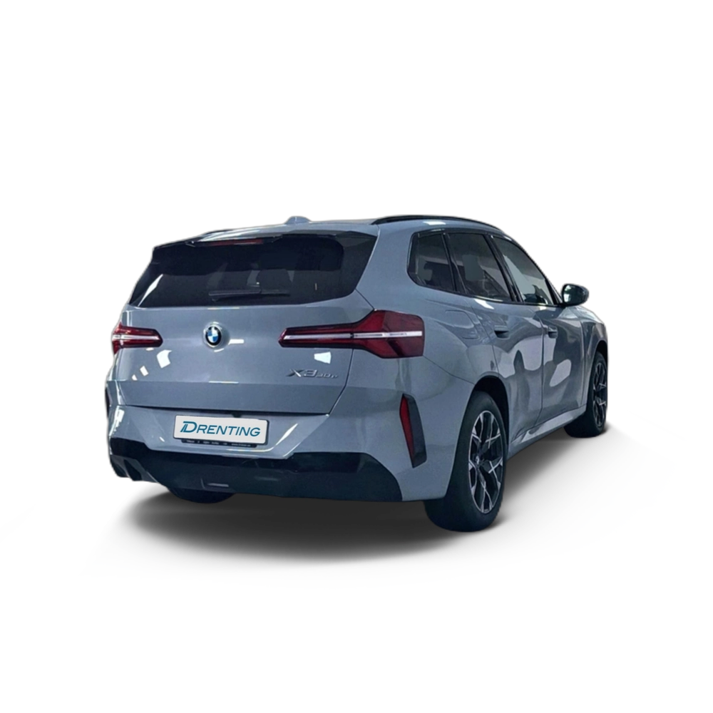 Renting BMW X3 xDrive30e 220 kW (299 CV) 5
