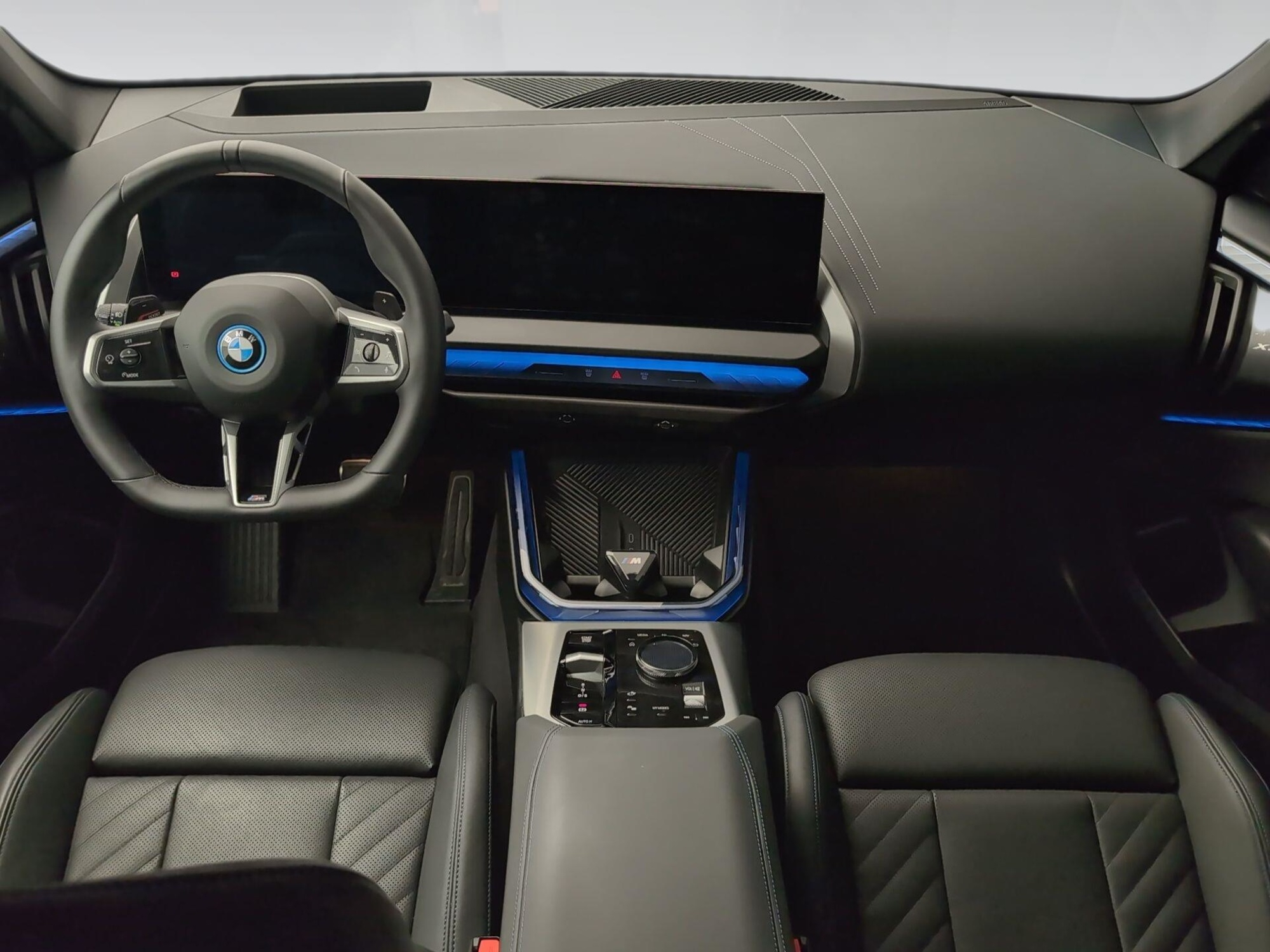 Renting BMW X3 xDrive30e 220 kW (299 CV) 6 4