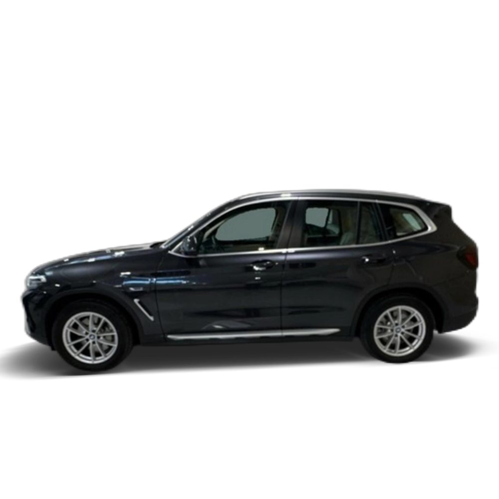 Renting BMW X3 xDrive30e xLine 215 kW (292 CV) 6