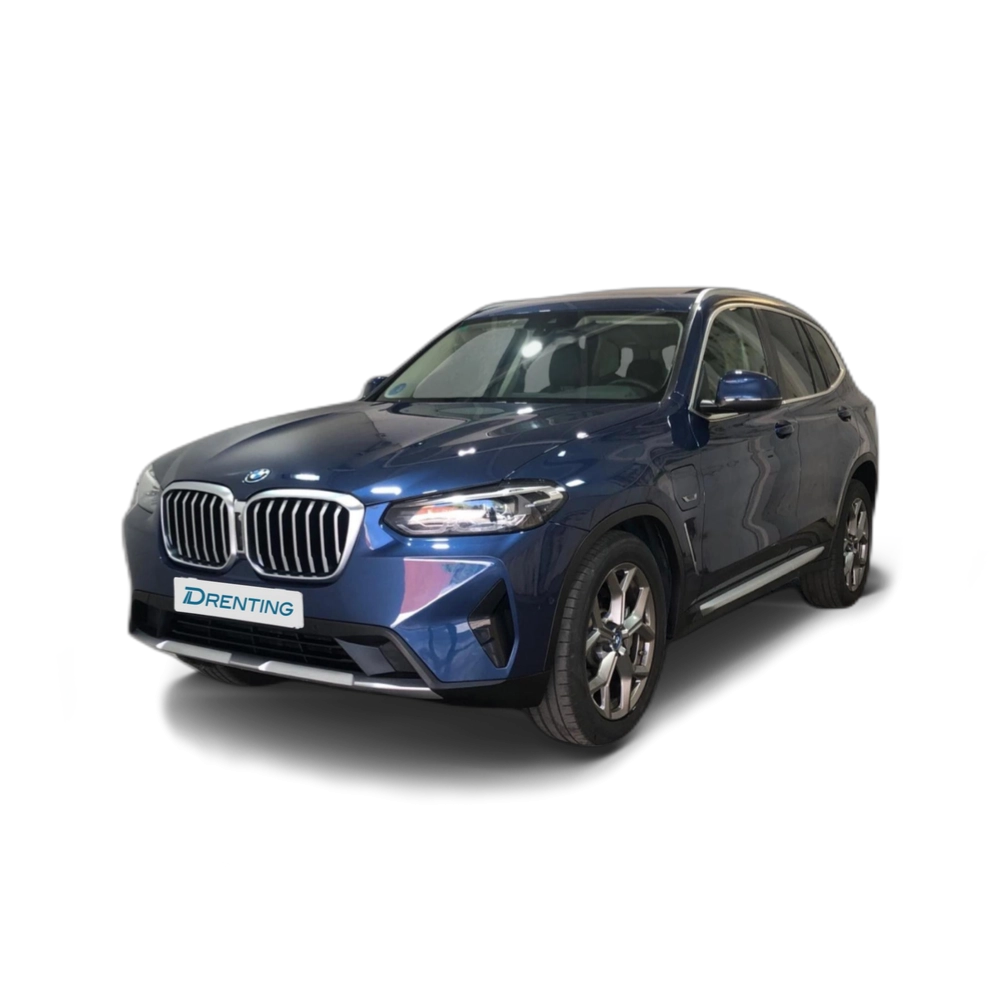 Renting BMW X3 xDrive30e xLine 215 kW (292 CV) 6 1
