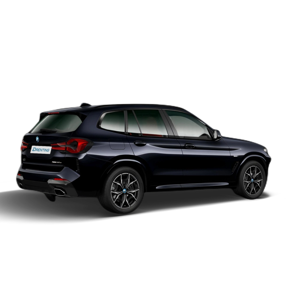 Renting BMW X3 xDrive30e xLine 215 kW (292 CV) 6 3