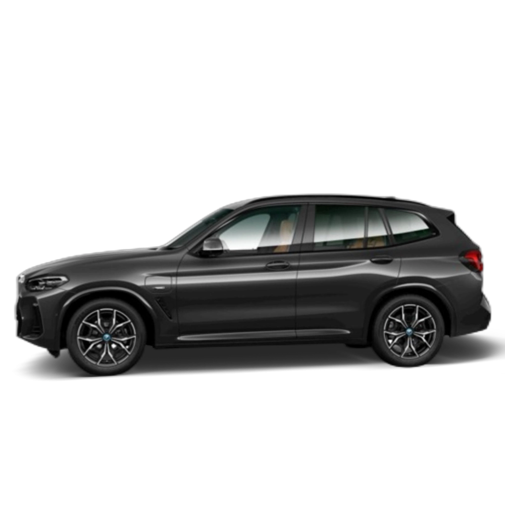 Renting BMW X3 xDrive30e xLine 215 kW (292 CV) 8 1