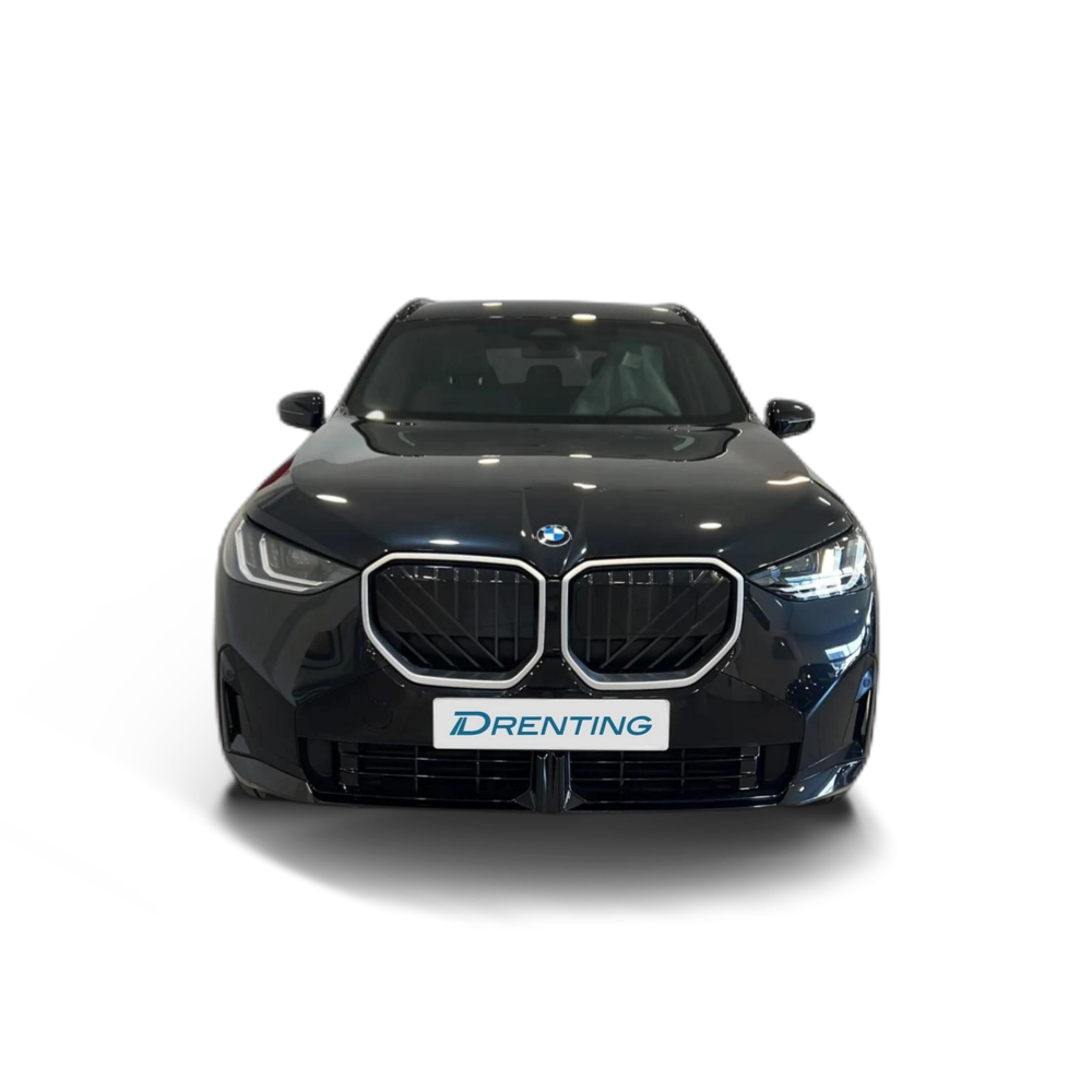 Renting BMW X3 xDrive40d 223 kW (303 CV) 3 1
