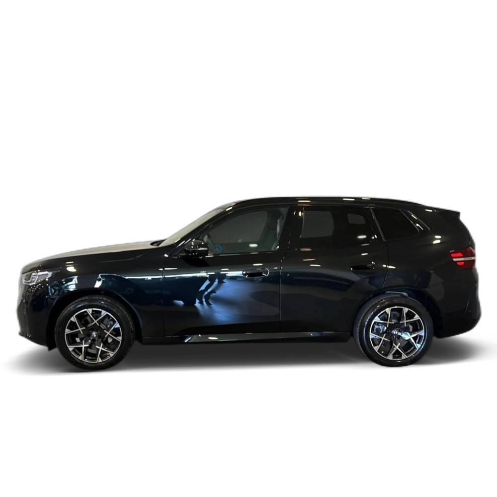 Renting BMW X3 xDrive40d 223 kW (303 CV) 3 1