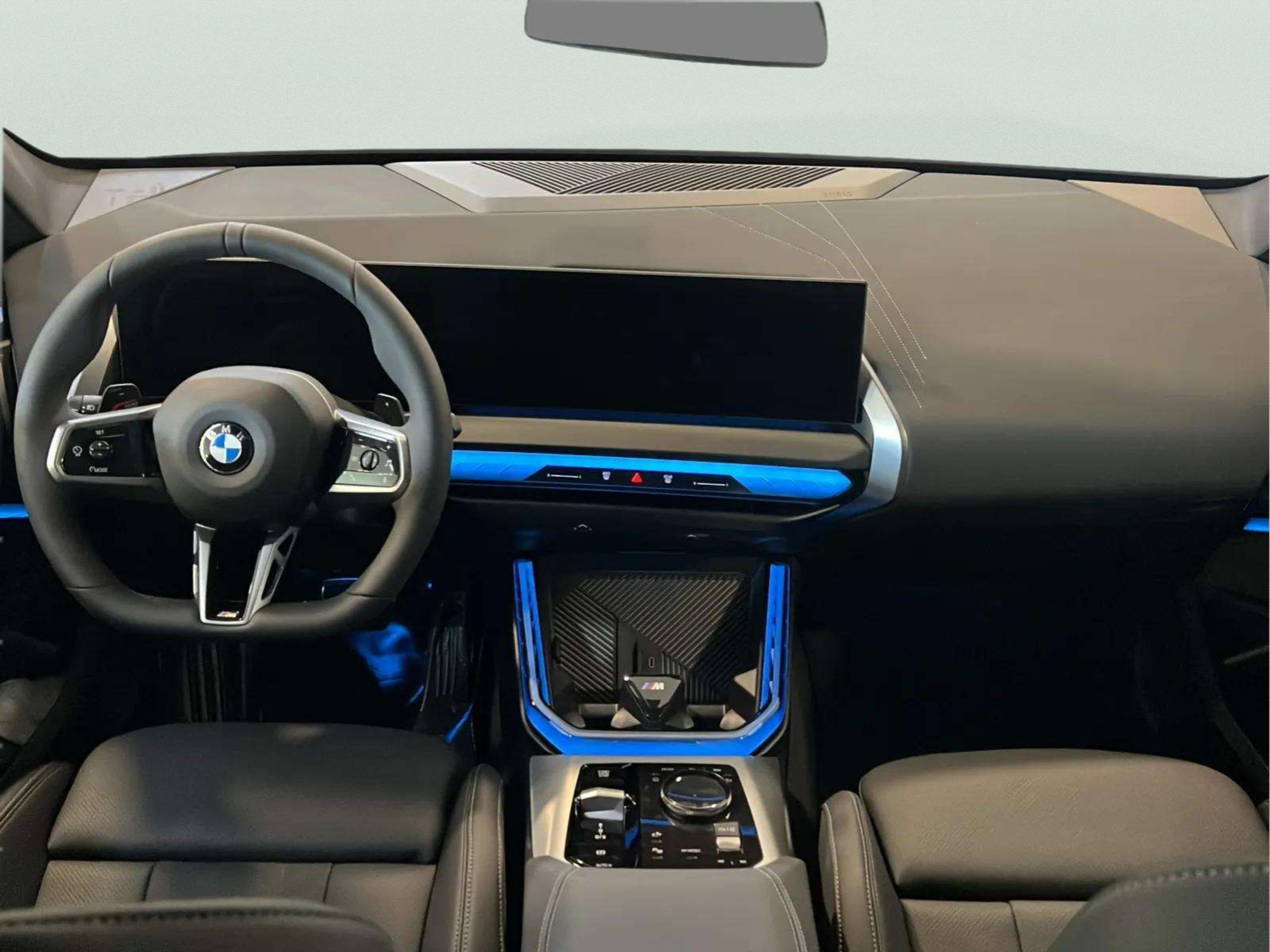 Renting BMW X3 xDrive40d 223 kW (303 CV) 3 1