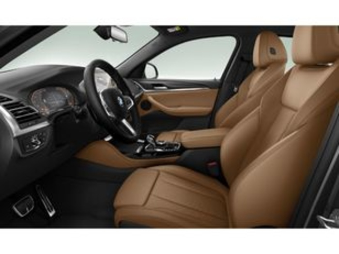 Renting BMW X4 xDrive20d xLine 140 kW (190 CV) 12