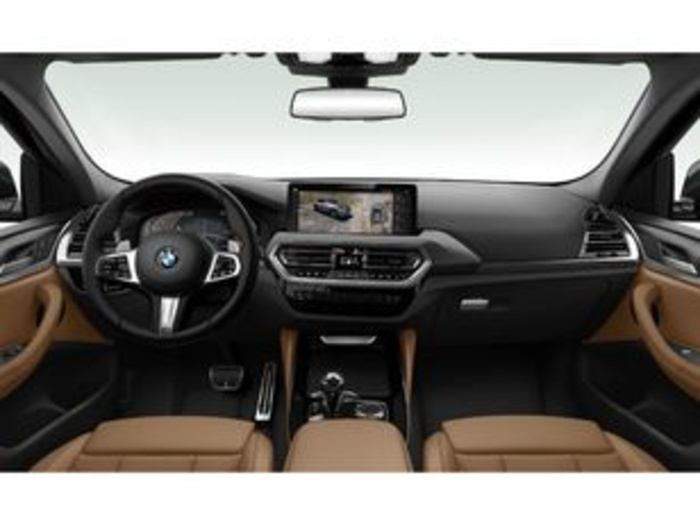 Renting BMW X4 xDrive20d xLine 140 kW (190 CV) 12