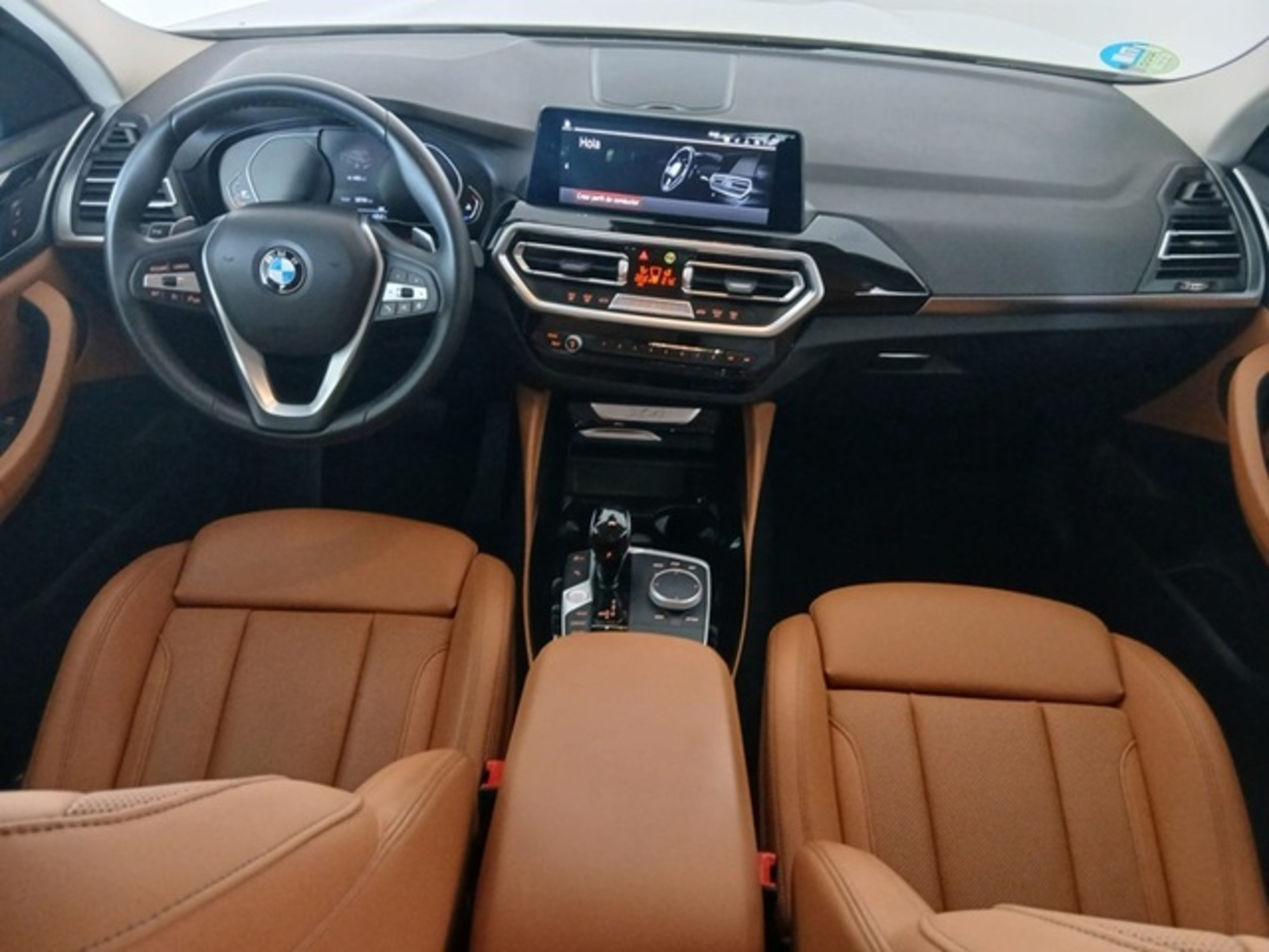 Renting BMW X4 xDrive20d xLine 140 kW (190 CV) 4