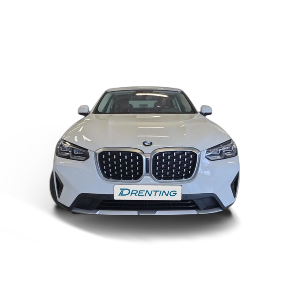 Renting BMW X4 xDrive20d xLine 140 kW (190 CV) 4 1