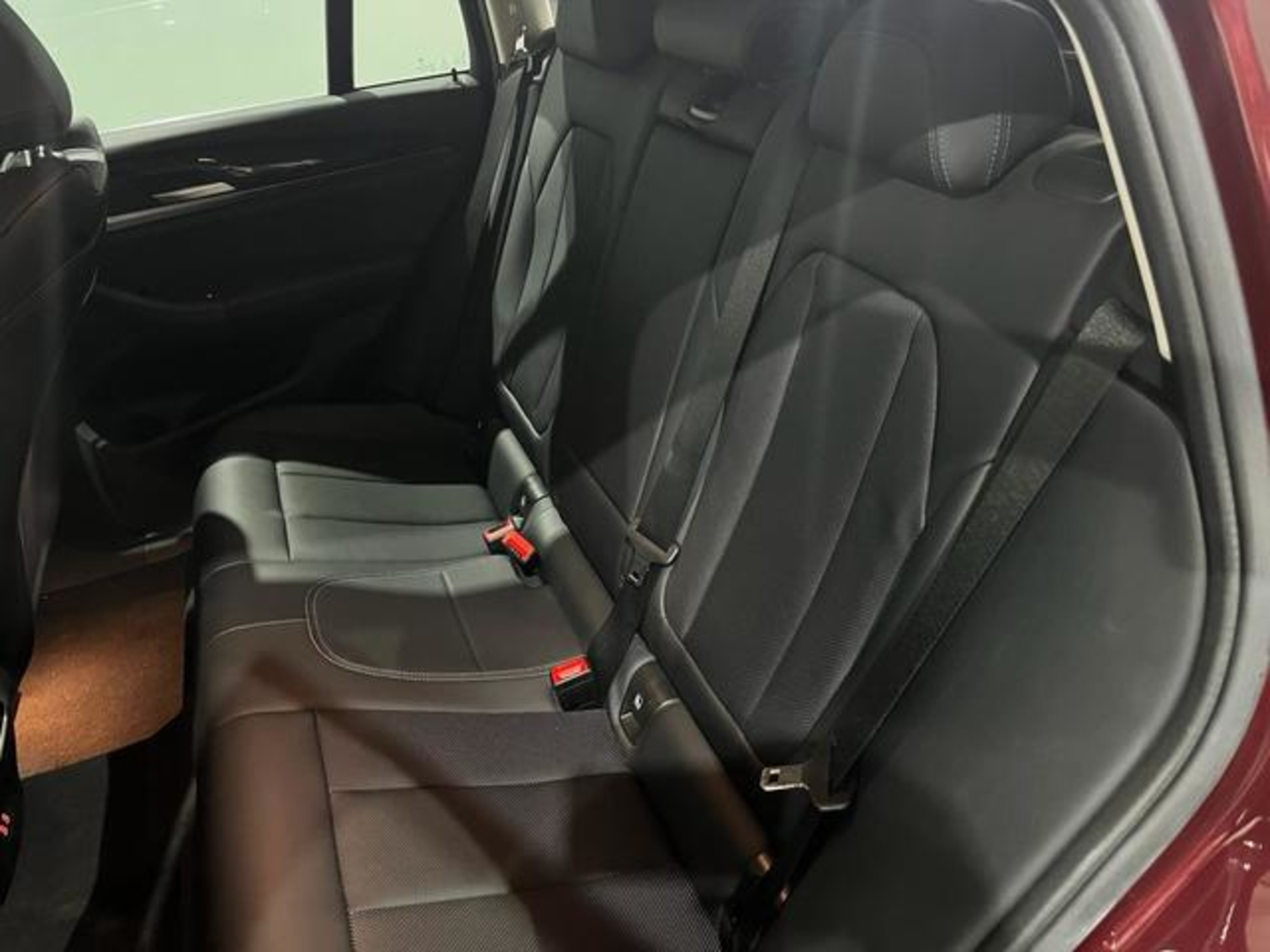 Renting BMW X4 xDrive30i 185 kW (252 CV)