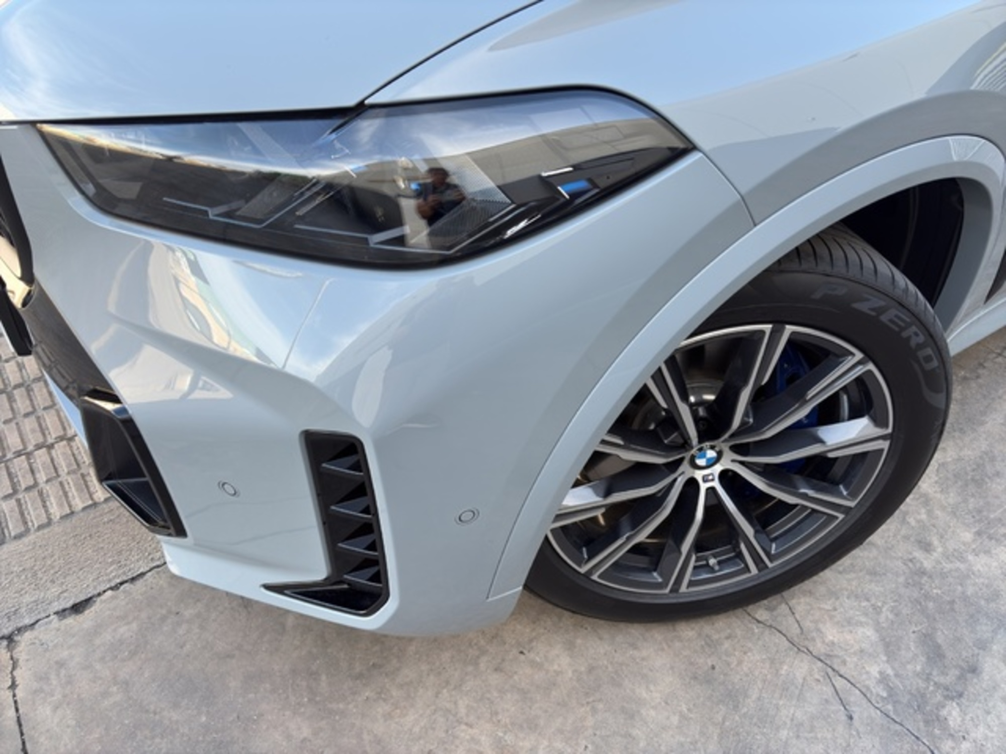 Renting BMW X5 xDrive30d 219 kW (298 CV) 2