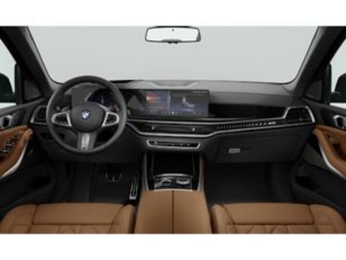 Renting BMW X5 xDrive30d xLine 219 kW (298 CV) 4