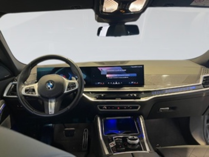 Renting BMW X6 xDrive40d M Sport 259 kW (352 CV) 1 1