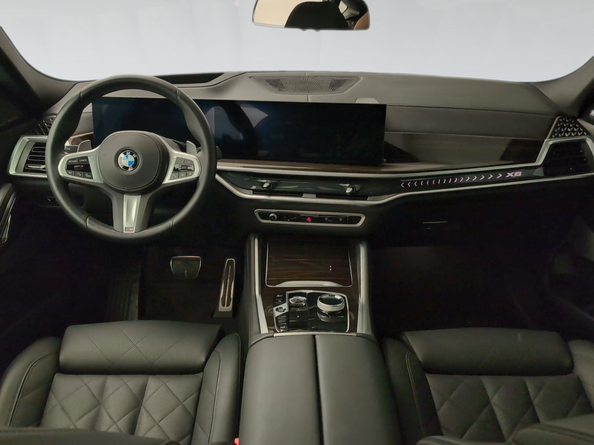 Renting BMW X6 xDrive40d M Sport 259 kW (352 CV) 2 3