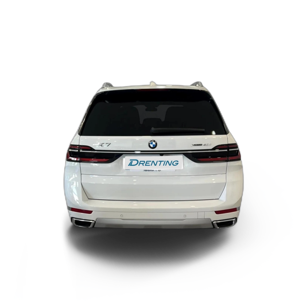 Renting BMW X7 xDrive40i 280 kW (381 CV)