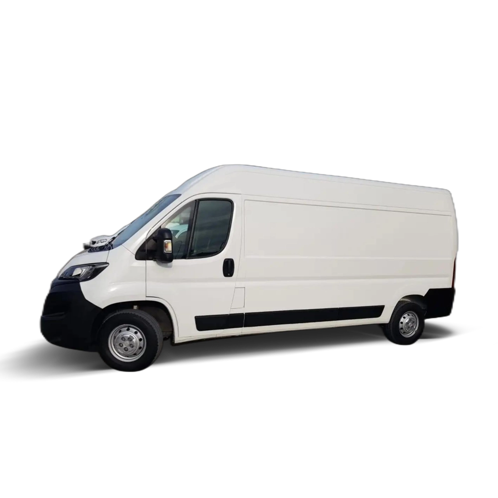 Renting Peugeot Boxer Furgón 2.2BlueHDI 335 L3H2 S&amp;S 140 Blanco 2