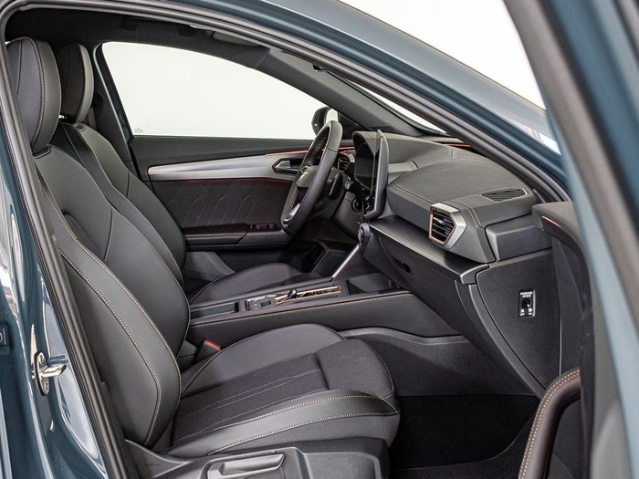Renting CUPRA Formentor 1.5 eTSI DSG 110 kW (150 CV) Ocasión