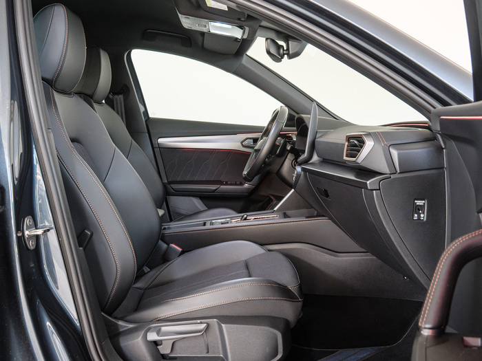 Renting CUPRA Formentor 1.5 eTSI DSG 110 kW (150 CV) Ocasión 3
