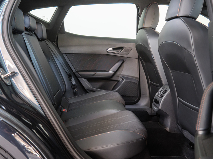 Renting CUPRA Formentor 1.5 eTSI DSG 110 kW (150 CV) Ocasión 3