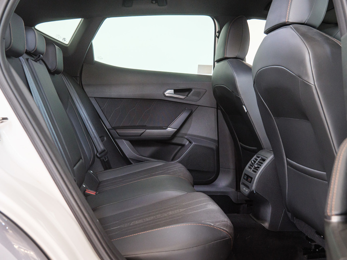 Renting CUPRA Formentor 1.5 TSI 110 kW (150 CV) Ocasión 4