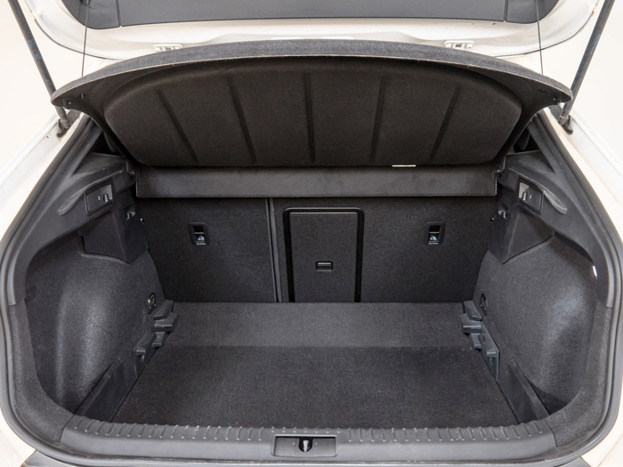 Renting CUPRA Formentor 1.5 TSI 110 kW (150 CV) Ocasión 4