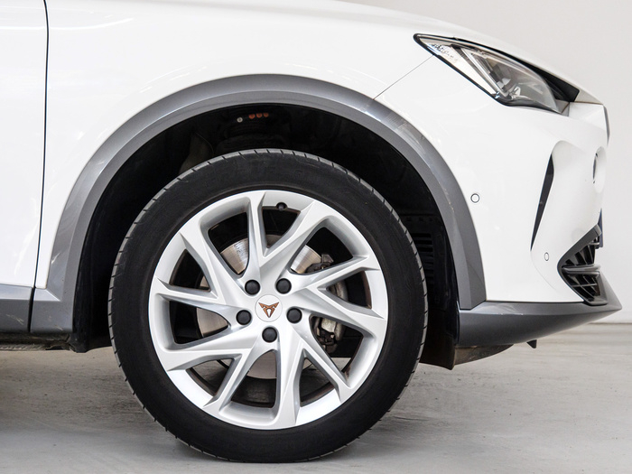 Renting CUPRA Formentor 1.5 TSI 110 kW (150 CV) Ocasión 4