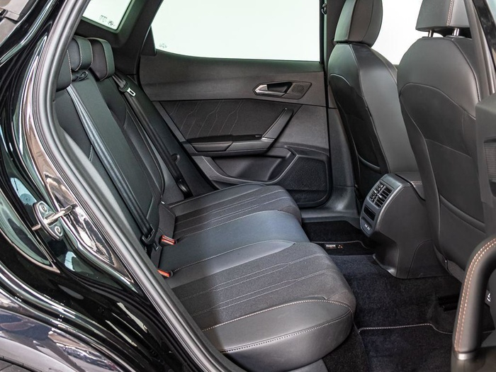 Renting CUPRA Formentor 1.5 TSI e-Hybrid DSG 150 kW (204 CV) Ocasión