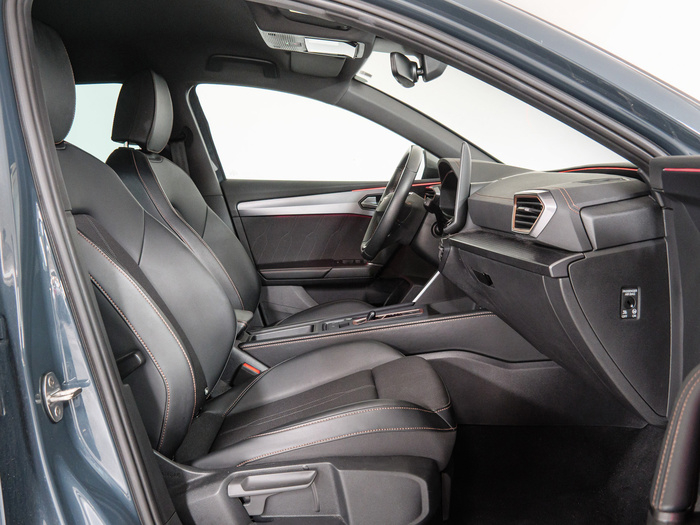 Renting CUPRA León 1.5 eTSI DSG 110 kW (150 CV) Ocasión