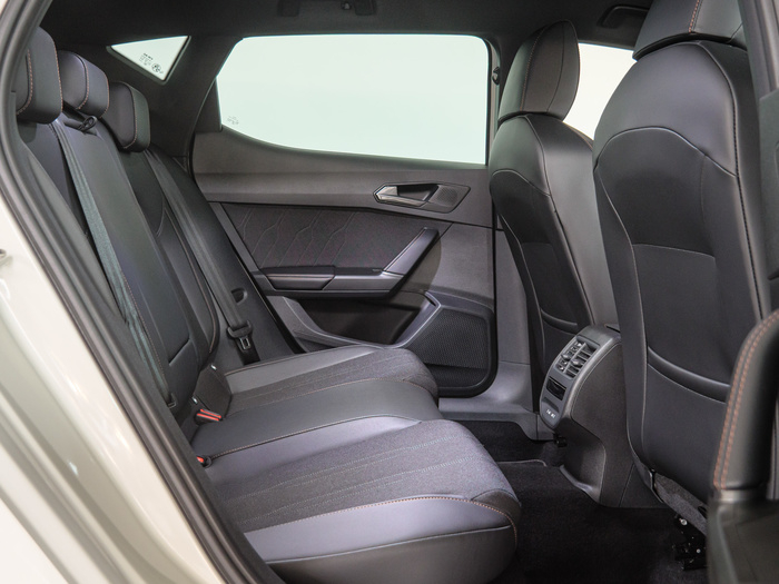 Renting CUPRA León 1.5 eTSI DSG 110 kW (150 CV) Ocasión 1