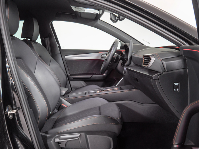 Renting CUPRA León 1.5 eTSI DSG 110 kW (150 CV) Ocasión 2