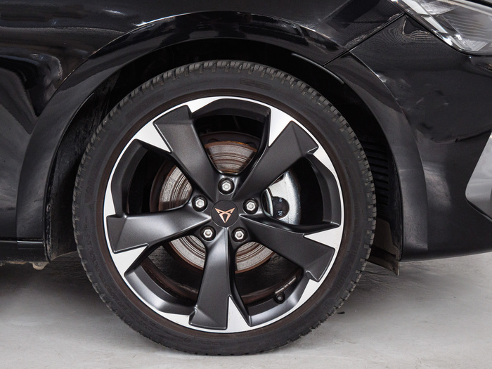 Renting CUPRA León 1.5 eTSI DSG 110 kW (150 CV) Ocasión 2