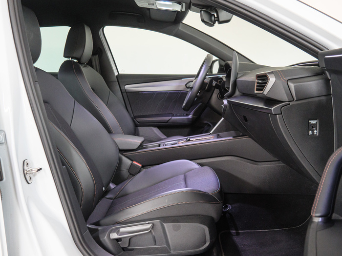 Renting CUPRA León 1.5 eTSI DSG 110 kW (150 CV) Ocasión 6