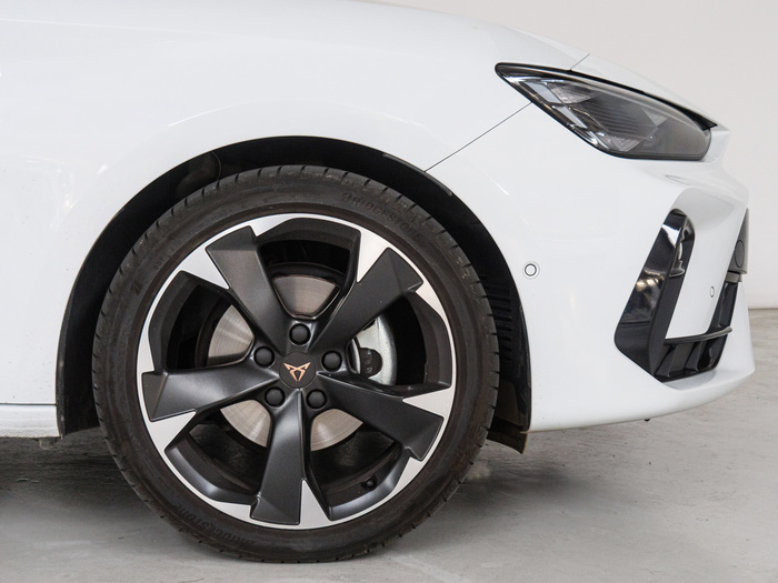 Renting CUPRA León 1.5 eTSI DSG 110 kW (150 CV) Ocasión 6