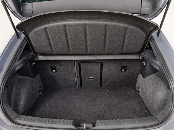 Renting CUPRA León 1.5 TSI 110 kW (150 CV) Ocasión