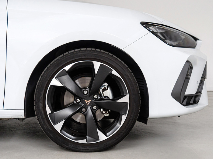 Renting CUPRA León 1.5 TSI 110 kW (150 CV) Ocasión 2