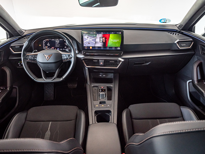 Renting CUPRA Leon Sportstourer 1.5 eTSI DSG 110 kW (150 CV) Ocasión