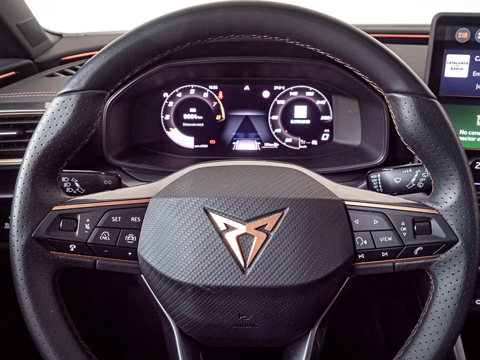 Renting CUPRA Leon Sportstourer 1.5 TSI 110 kW (150 CV) Ocasión 1