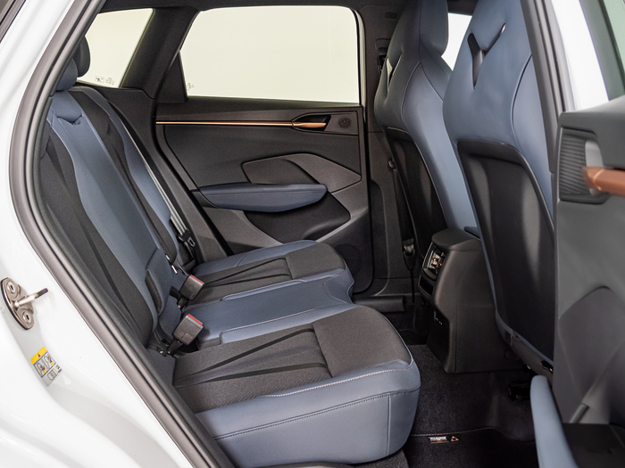 Renting CUPRA Terramar 1.5 eTSI DSG 110 kW (150 CV) Ocasión