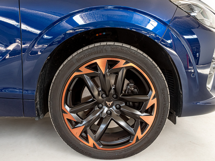 Renting CUPRA Terramar 1.5 TSI e-Hybrid VZ DSG 200 kW (272 CV) Ocasión
