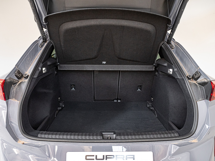 Renting CUPRA Terramar 2.0 TSI VZ 4 Drive DSG 195 kW (265 CV) Ocasión