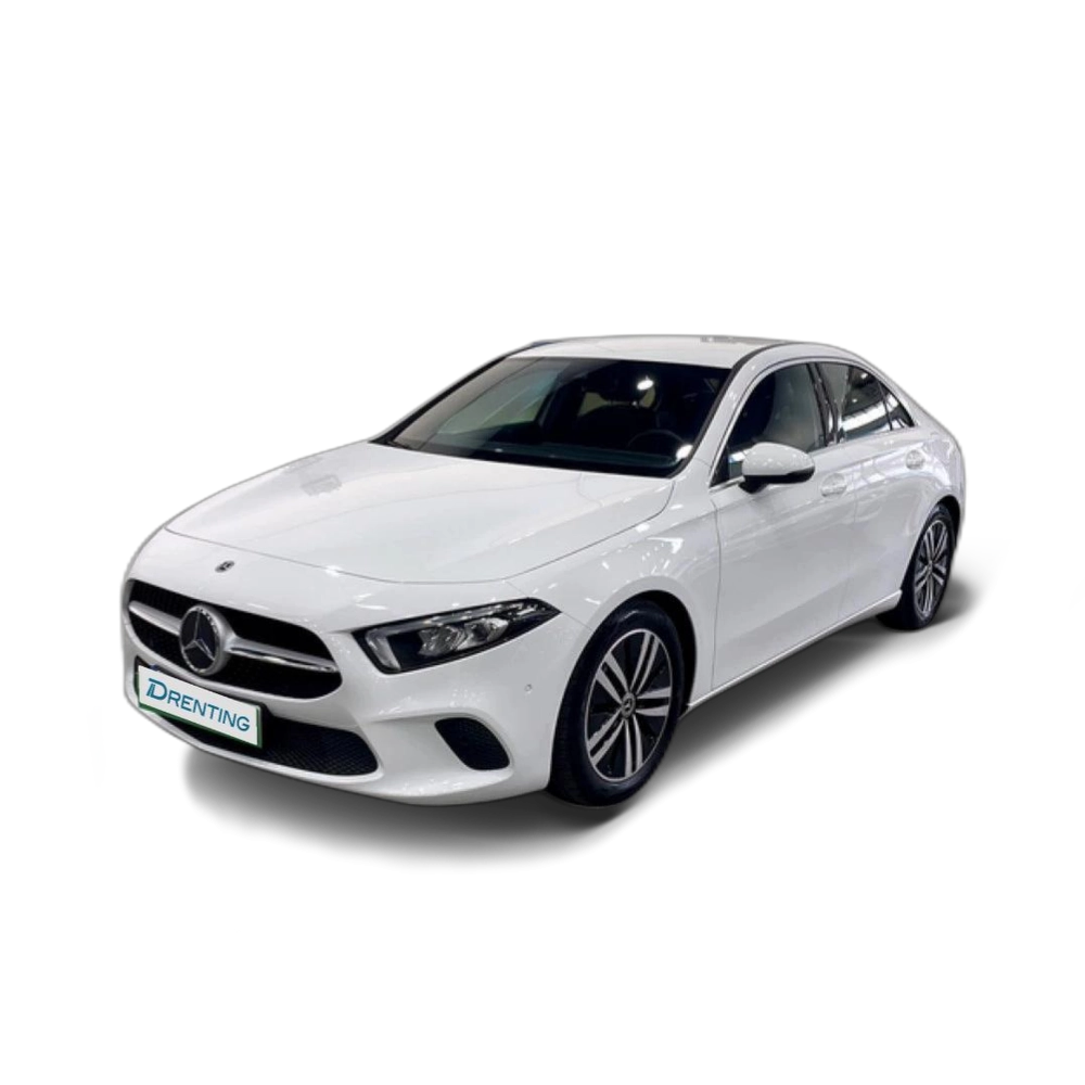 Renting Mercedes-Benz Clase A 180 100 kW (136 CV) 1