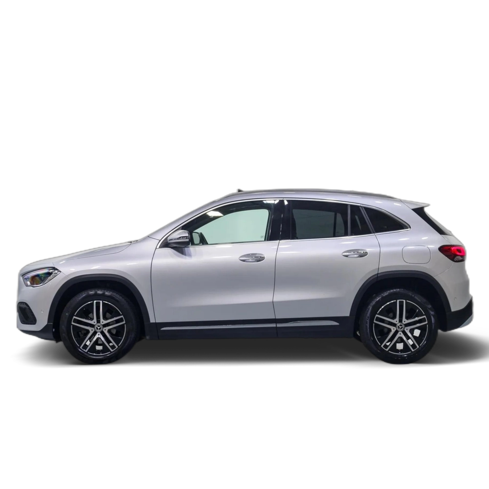 Renting MERCEDES Clase GLA GLA 180 7G-DCT 1 1