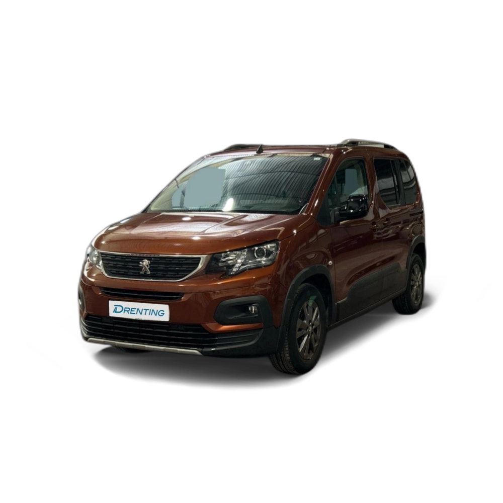 Renting Peugeot Rifter BlueHDi 130 Allure Pack Standard EAT8 96 kW (130 CV)