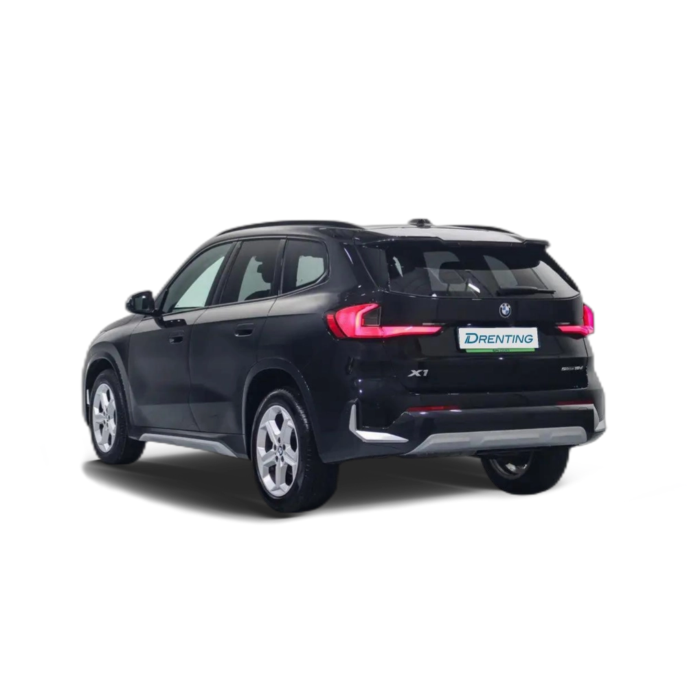 Renting BMW X1 sDrive 18dA Negro 8