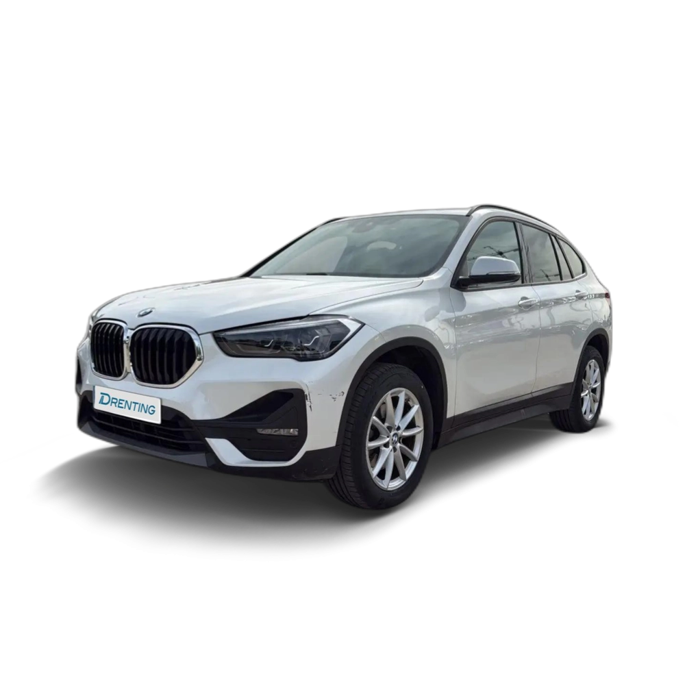 Renting BMW X1 sDrive 18i Blanco